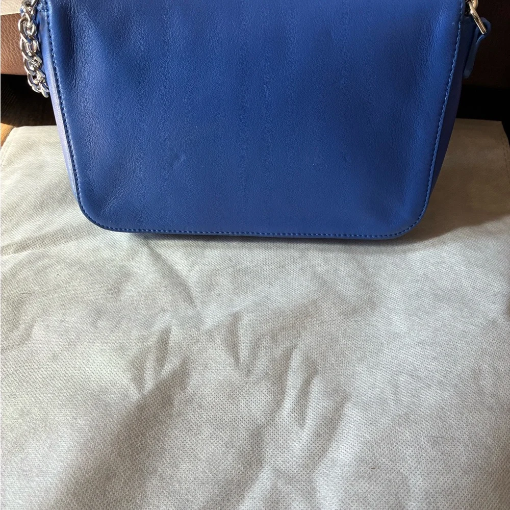 Tory Burch Miller Crossbody • Signature Logo • Like New • Classic Leather